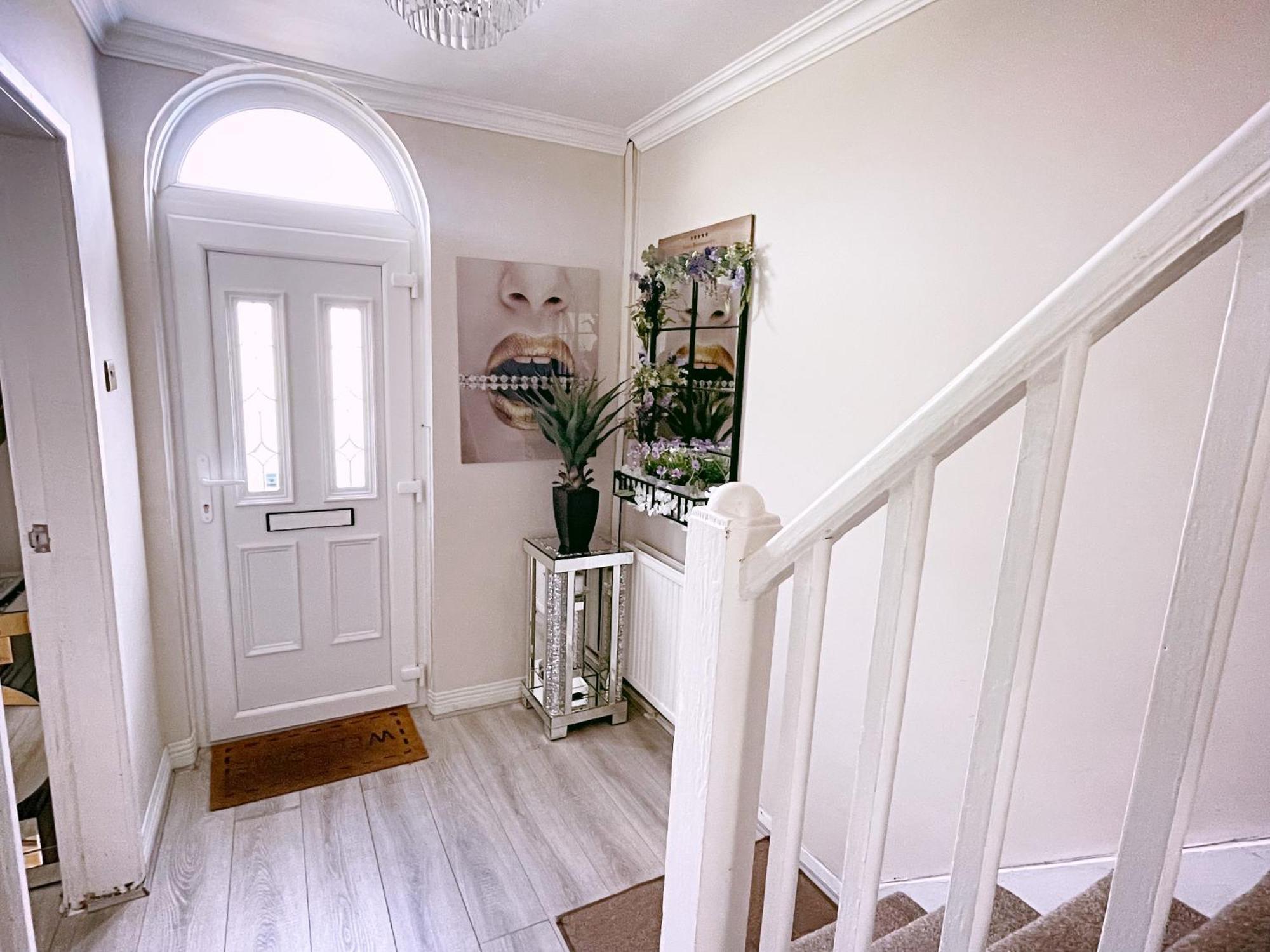Entire 3-Bedroom Home In Oldham - Guest House 외부 사진